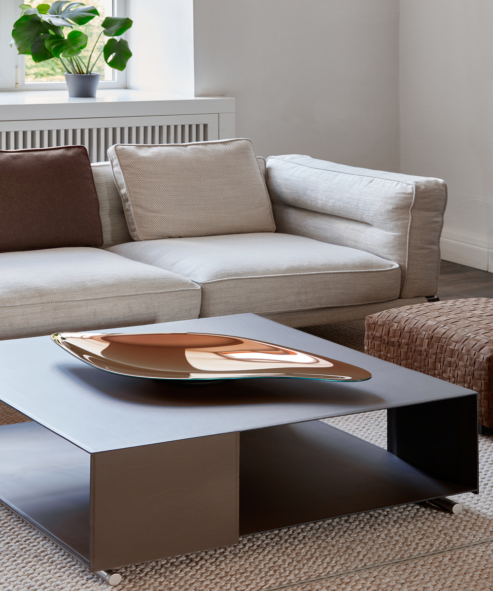 Curated Elegance: Choosing Accessories That Tell a Story