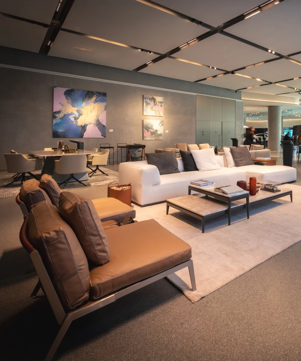 Mercedes-Benz Brand Center x OBEGI Home