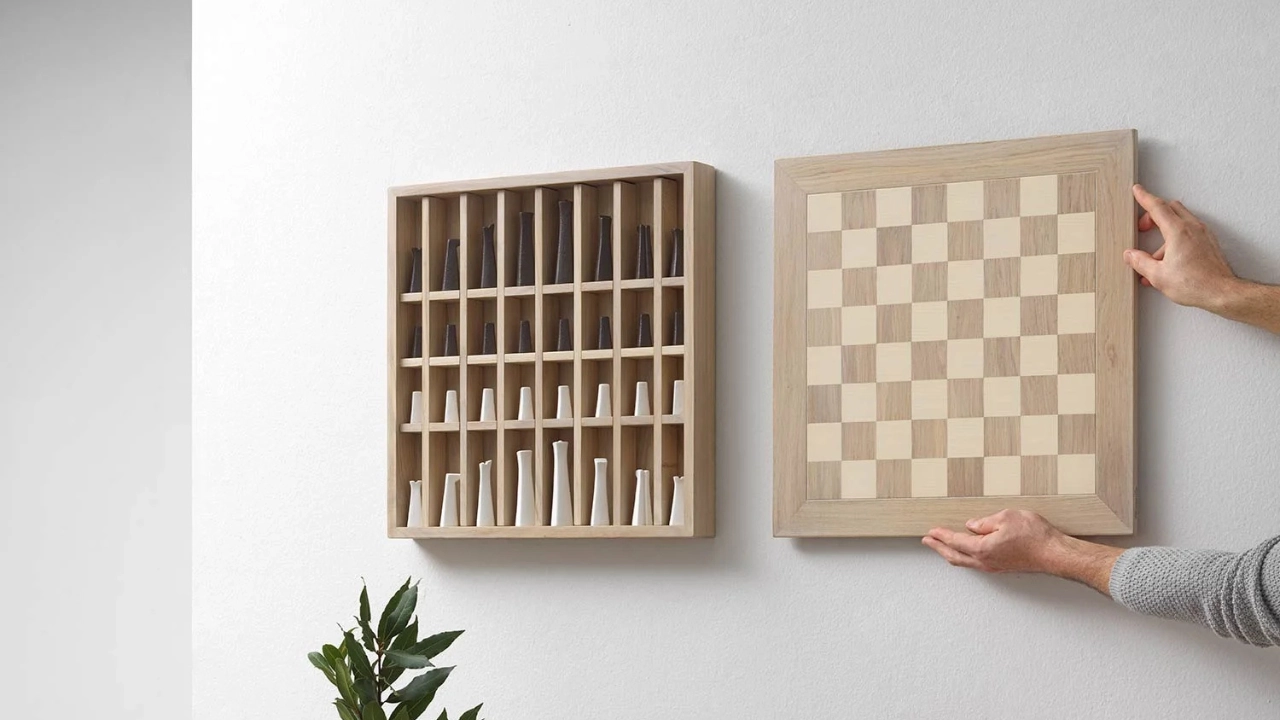 Piazza Castello Chessboard, Lineasette